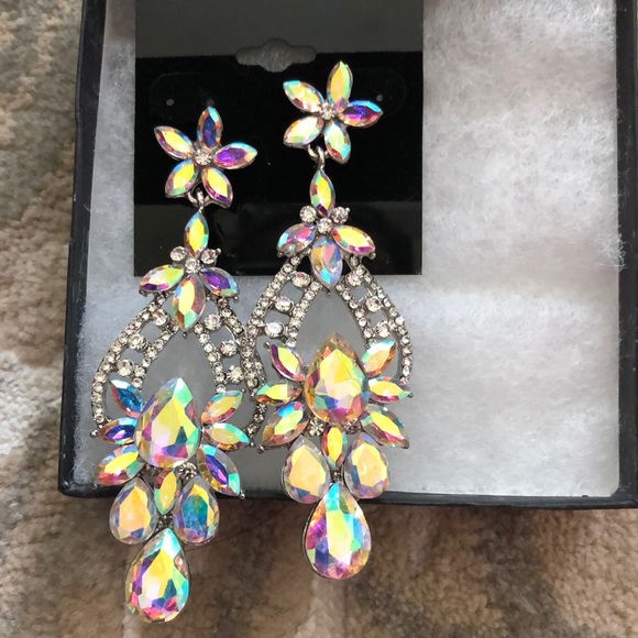 Jewelry - Ab pageant prom earrings new with tags and box